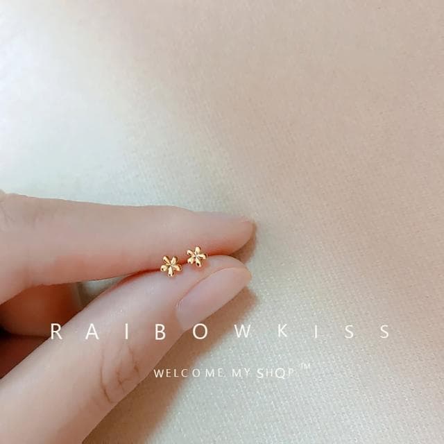 【Umi】夏季花朵耳飾｜輕盈優雅・上班百搭(銀色)