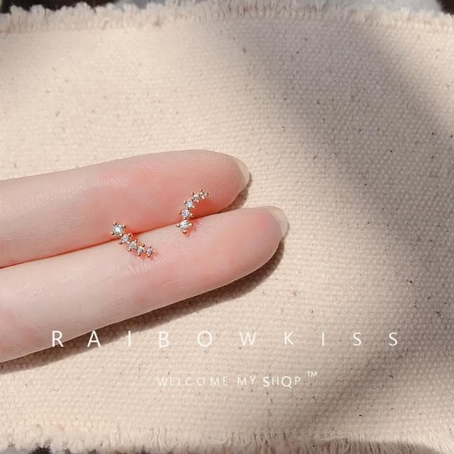 【Umi】氣質小排鑽耳飾｜法式優雅風・細膩閃耀顯氣質(白金色)