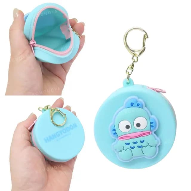 【小禮堂】Sanrio 三麗鷗 矽膠圓形零錢包吊飾 坐姿款 Kitty 酷洛米 人魚漢頓(平輸品)