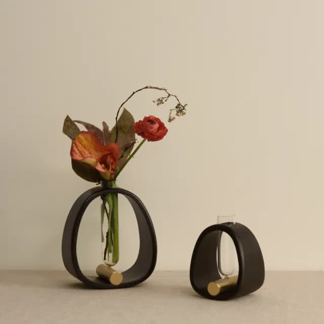 【Gudee 好迪家居】VASIN 單支平衡花瓶 L(花器 擴香瓶)