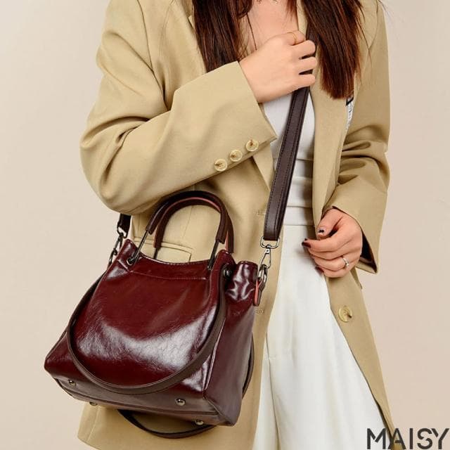 【MAISY】母親節禮物 復古高質感大容量水桶包 手提包 肩背包(咖啡色／紅色／黑色)