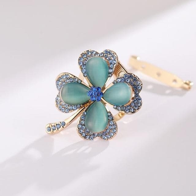 【Penny珮妮】金彩藍鑲鑽四葉草胸針別針絲巾扣兩用(母親節 送女友 交換禮物  生日 情人節 尾牙 新年 結婚)