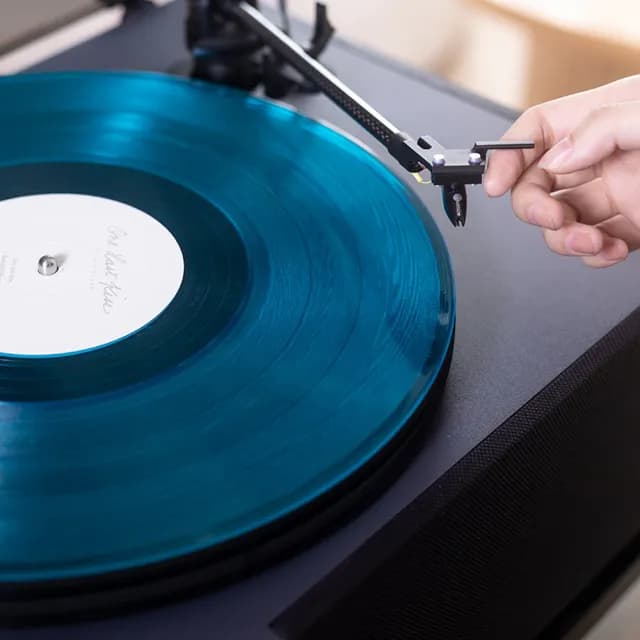 【梵尼詩 Fennessy 台灣總代理】HIFI 專業級 黑膠唱片機/自帶喇叭/藍芽喇叭/無損音質(保固一年/i5s)