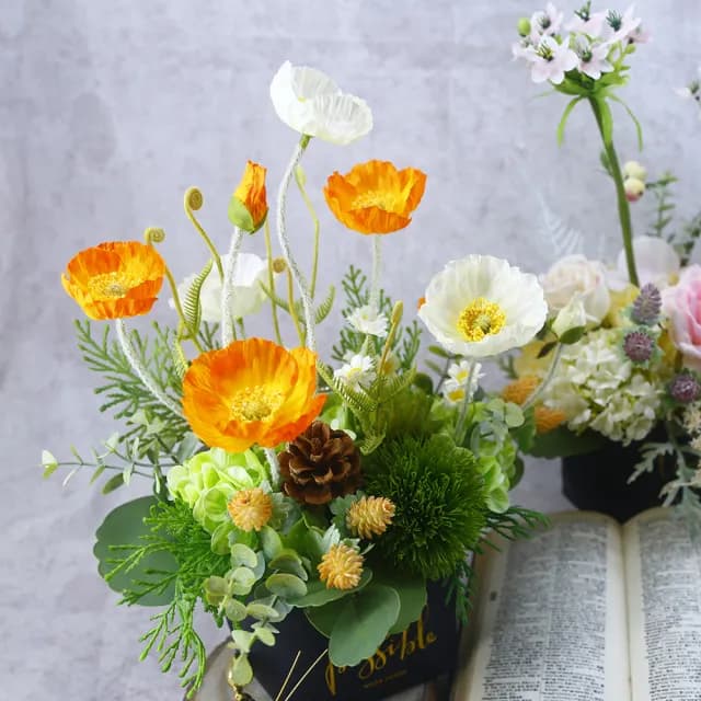 【HUGO DECO 榆果傢飾】春日微風橘白虞美人紙袋花禮(擬真植物/人造盆栽/綠化/佈置/禮物)