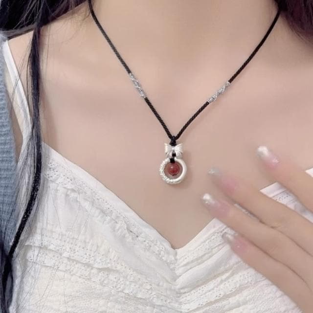 【Penny珮妮】999足銀紅瑪瑙蝴蝶結平安扣吊墜項鍊(母親節 送女友 交換禮物 生日禮 情人節 尾牙 新年 結婚)