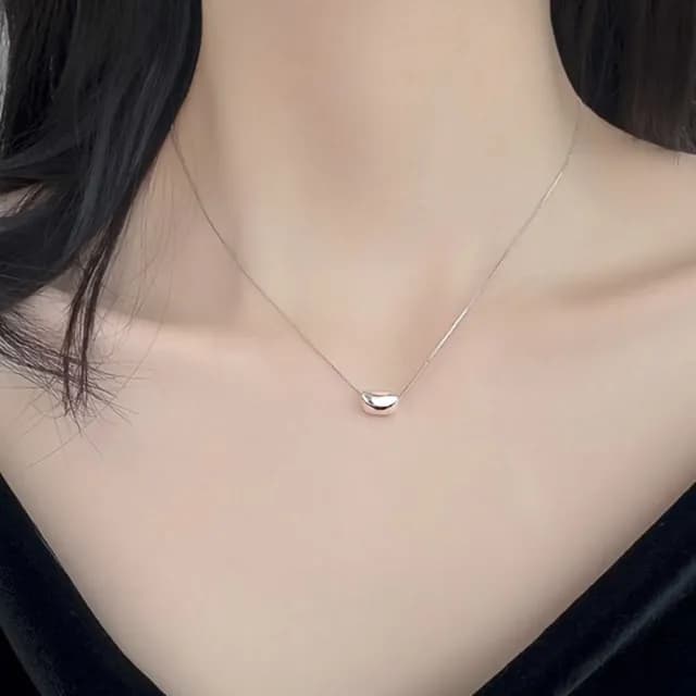 【Nyxara】S925銀典雅相思碗豆項鍊(短項鍊 鎖骨鍊 細項鏈 百搭 低調日常 情人節 閨蜜 飾品配件)