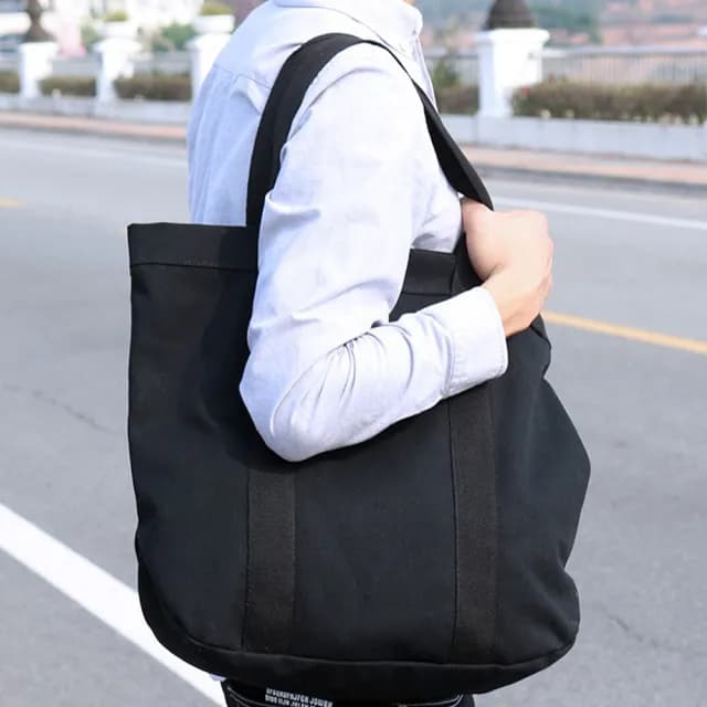【LEESA】父親節禮物 帆布側背包\包包\手提包\帆布包\黑色包包\休閒單肩包\日系包包\手提斜背包\大學生包包