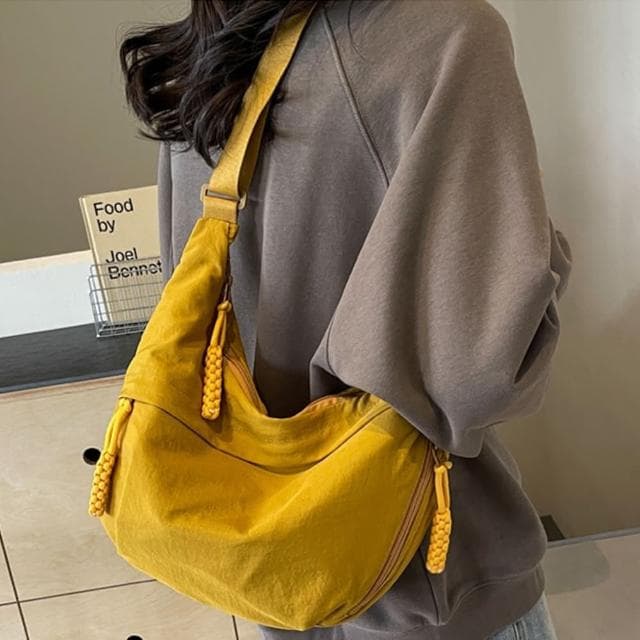 【LEEHER】女生/包包/水餃包/hobo包/黑色包/尼龍斜背包/斜背水餃包/月亮包/單肩包/白色包包/禮物