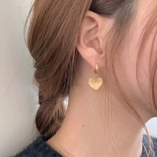 【LEESA】大愛心耳環\愛心\耳環女\復古\小眾設計\磨砂熔岩\桃心吊墜\耳釘垂墜\交換禮物\禮物\小