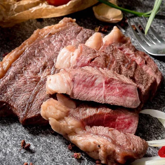 【享吃肉肉】美國藍帶特選嫩肩牛排10片組 共5包(2片裝/100g±10%/片  中秋烤肉/燒烤)