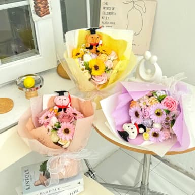 【天使愛美麗】畢業花束 畢業禮物 畢業熊花束 小熊花束 向日葵 太陽花(教師節禮物)