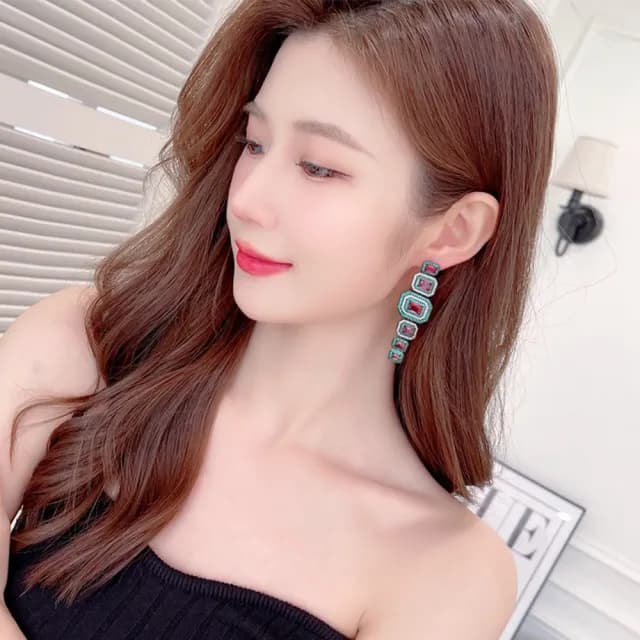 【MoonDy】飾品 耳環 女生耳環 鋯石耳環 復古耳環 歐美風 純銀耳環 純銀耳針 抗過敏耳環 鋯石