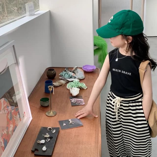 【橘魔法】街頭字母羅紋無袖背心(大童 背心上衣 可單穿 女童 兒童 童裝)