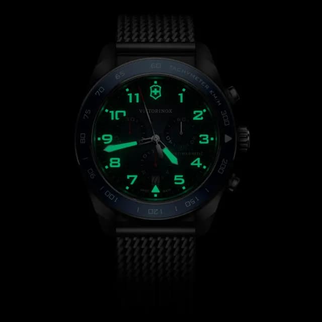 【VICTORINOX 瑞士維氏】Swiss Army 啞光 浮雕數字 計時碼錶 男錶 送禮 禮物推薦(VISA-242049)