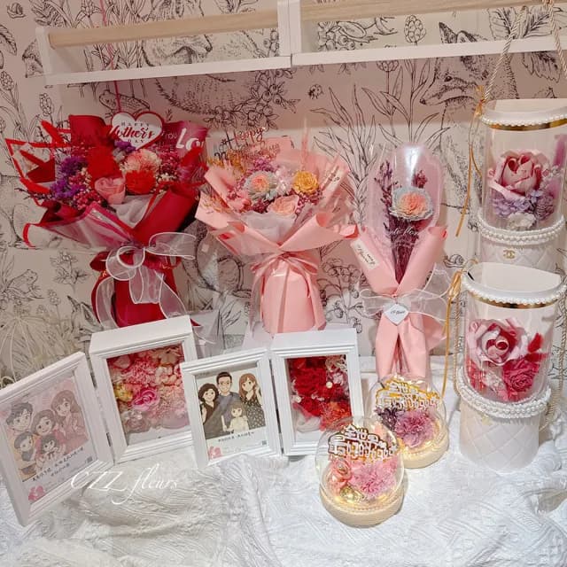 【喜滋滋】永生康乃馨擴香花束-妳是我心頭的花[入門／孩子送禮款](母親節花束/媽媽最愛/長輩送禮)