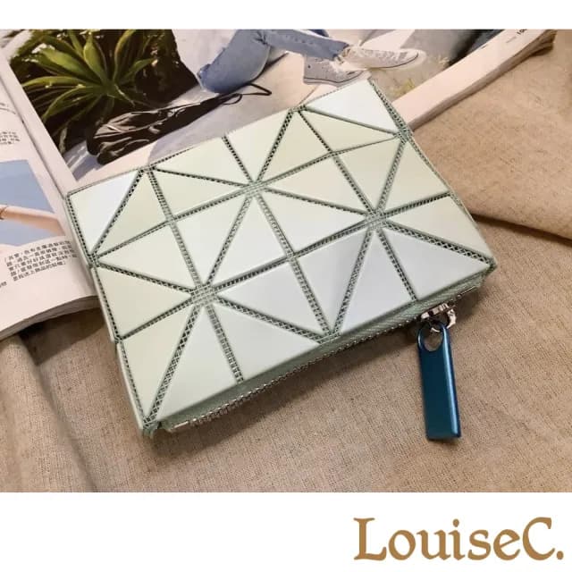 【LouiseC.】Tree House 三宅三角格紋鍊條立體零錢包-5色(YS23761)