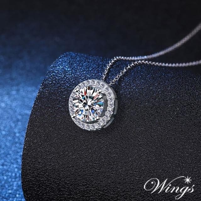 【WINGS】莫桑鑽 八心八箭 超火彩 璀璨星環 純銀項鍊(送禮 禮物 禮盒 聖誕節 質感 抗敏)