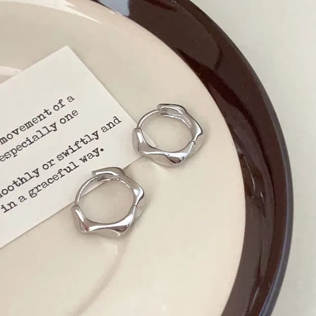 【MoonDy】情人節禮物 耳環 飾品 女生耳環 純銀耳環 S925 不規則耳環 百搭 素面耳環 高級 氣質 百搭 耳扣