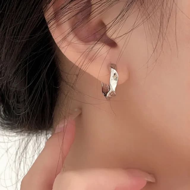 【MoonDy】情人節禮物 耳環 飾品 女生耳環 純銀耳環 S925 不規則耳環 百搭 素面耳環 高級 氣質 百搭 耳扣