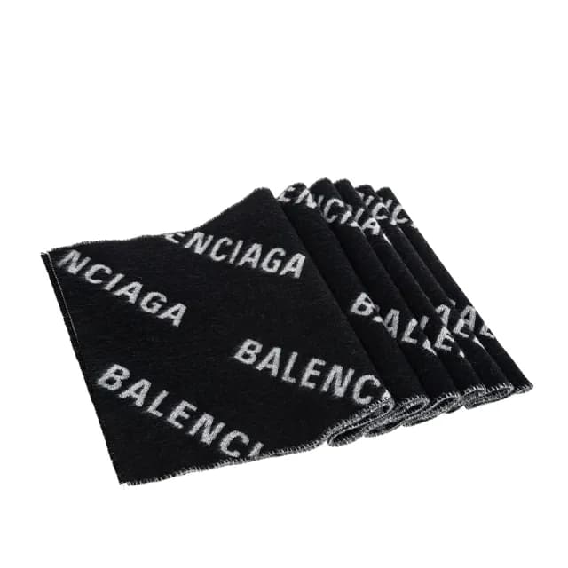 【Balenciaga 巴黎世家】經典滿版品牌小字母LOGO羊絨圍巾(黑色/灰色)