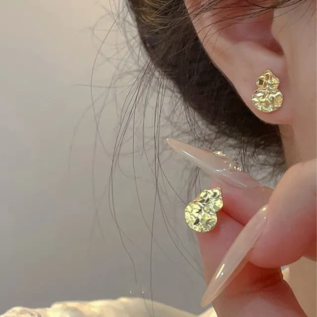 【LEESA】純銀耳環\銀針\葫蘆\耳針\耳飾\耳釘\高級感\百搭\金色耳環\送女生\耳環\女生耳環\抗敏感