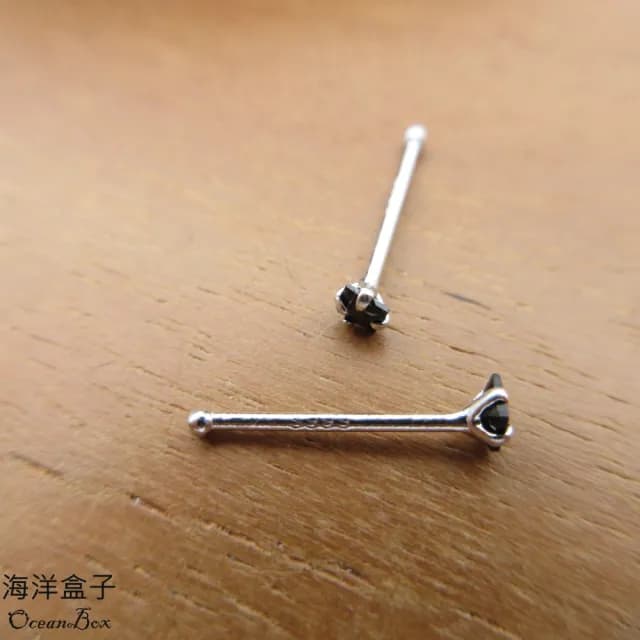 【海洋盒子】防耳洞密合免後扣超迷你2mm小方形鋯石純銀耳環.S999純銀耳環(免後扣針式純銀耳環)