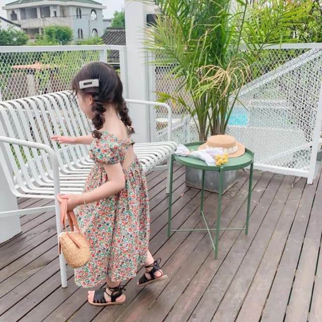 【橘魔法】女孩露背碎花公主袖小洋裝(連衣裙 連身裙 短袖洋裝 女童 童裝 兒童)