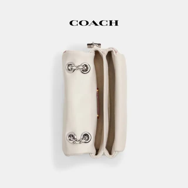 【COACH】蔻馳官方直營 TABBY 絎縫和嘴唇印花20號單肩手袋-LH/粉筆白色 混合色(CR114)