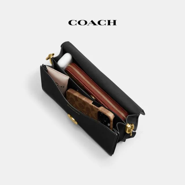 【COACH】蔻馳官方直營 CHAIN TABBY 鏈帶單肩手袋 單肩包 斜背包-多色可選(CY919)