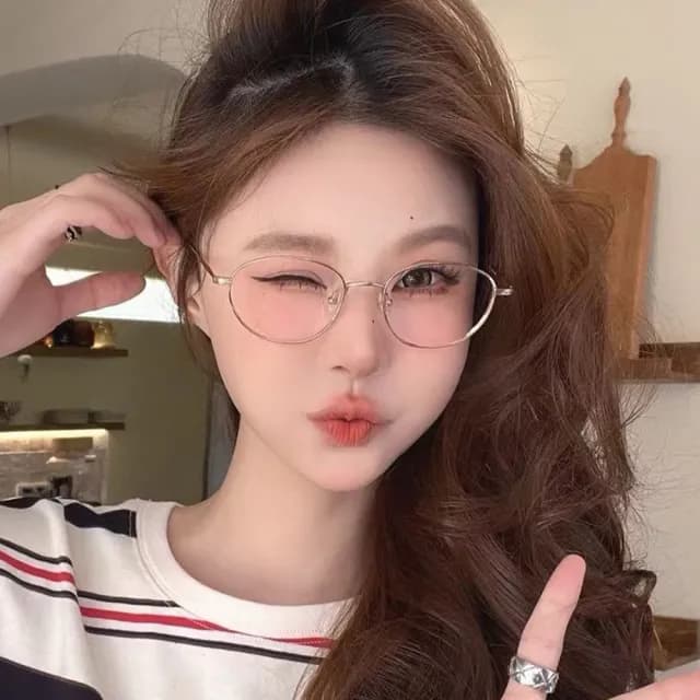 【LEESA】情人節禮物 復古眼鏡\鈦架\無度數眼鏡\極輕\適合圓臉\小臉神器\素顏眼鏡\金絲眼鏡\橢圓形眼鏡\鏡