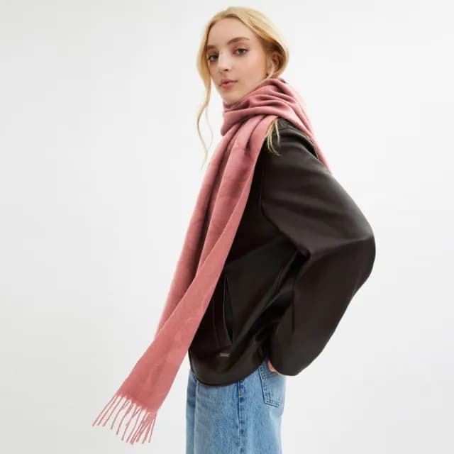 【COACH】蔻馳官方直營 經典Logo大尺寸圍巾-多色任選 線上限定(CU807/CU808)