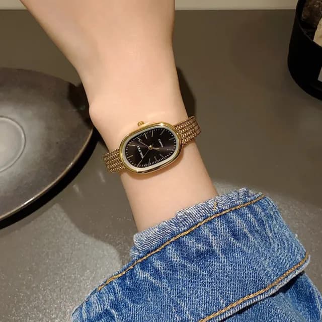 【LEESA】韓版手錶\高級感\女生手錶\精緻\學生手錶\石英錶\錶\手錶\金色手錶\指針式\復古