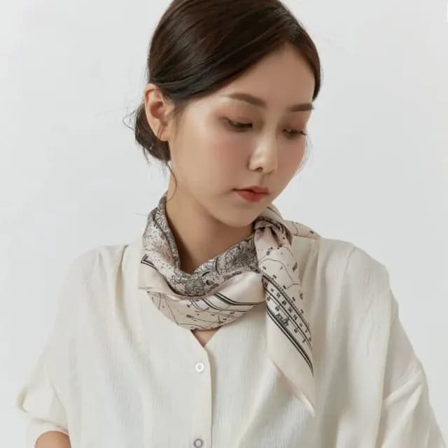 【BANNIES】頂級法式蠶絲巾｜天文學(親膚 蠶絲 領巾 絲巾)