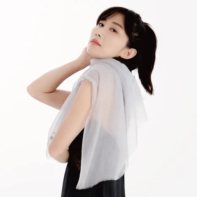 【BANNIES】輕盈星幕戒指絨｜煙雨灰(圍巾 披肩 羊毛 羊絨)