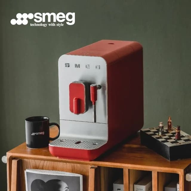 【SMEG】義大利全自動義式咖啡機-魅惑紅(BCC02RDMUS)