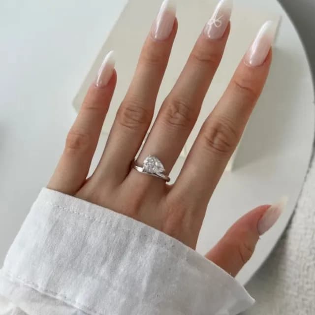 【時尚巴黎】現貨+預購 頂級莫桑鑽石戒指925純銀戒指婚戒女鑽戒子求婚戒情人節禮物(水滴石梨形光74lp61)