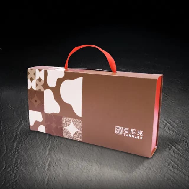 【亞尼克果子工房】亞尼克 伴手禮 生乳捲風味蛋捲-12入鎏金禮盒(年節送禮零食下午茶點心)