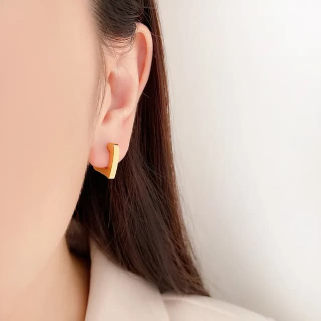 【UME.Acce】鈦鋼耳環 心形耳扣耳環(鈦鋼 鈦鋼耳環 愛心耳扣耳環 圈圈耳環)