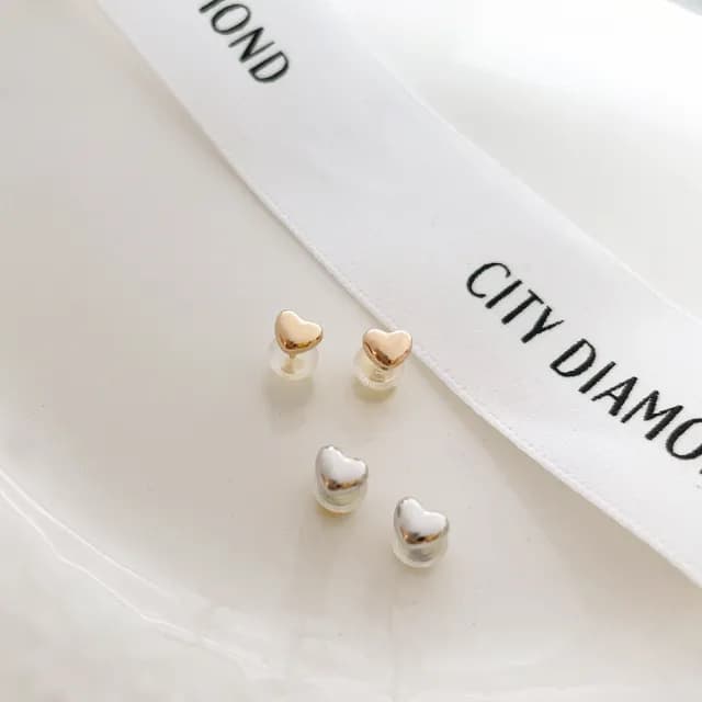 【City Diamond 引雅】18K日本鉑金 玫瑰金 愛心造型 耳環-雙色任選(東京Yuki系列)