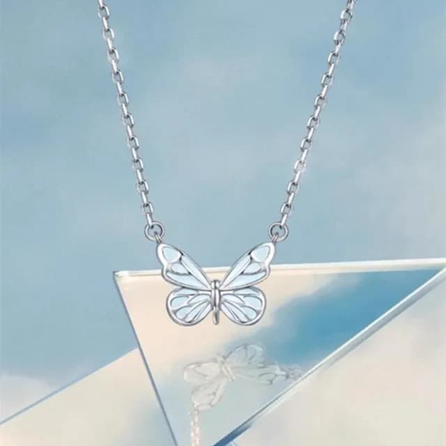 【Penny珮妮】S925純銀琺瑯發光蝴蝶項鍊(母親節 情人節 生日禮物 交換禮物 送女友 尾牙 新年 結婚)