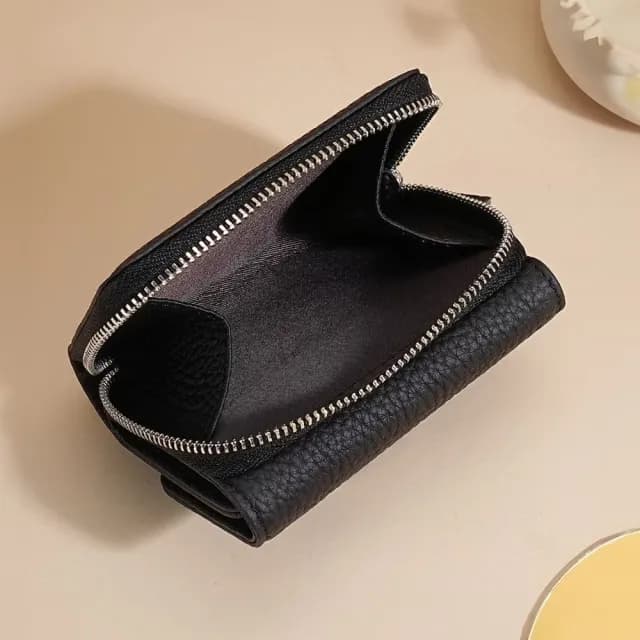 【時髦出眾】情人節禮物 日式精緻真皮RFID女士錢包(柔軟頭層牛皮 卡夾 信用卡包 防盜刷 皮夾 短夾 零錢包)