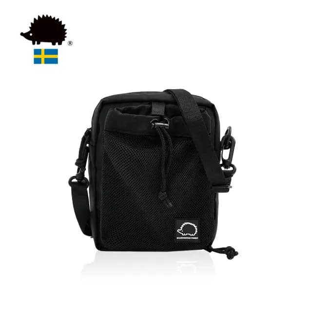 【SCANDINAVIAN FOREST 北歐小刺蝟】情人節禮物 203土星假期側背小包(黑色)