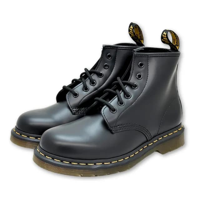 【Dr.Martens】馬汀 101YS SMOOTH 硬皮平底6孔綁帶短筒靴 黑色 女 真皮馬丁休閒鞋 26230001