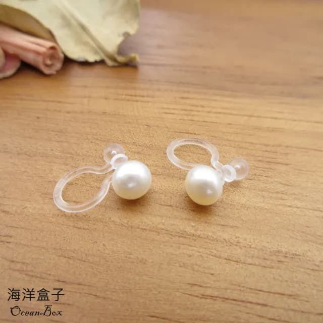【海洋盒子】溫柔氣質貝珠隱形透明矽膠夾式耳環(無耳洞可戴的夾式耳環)