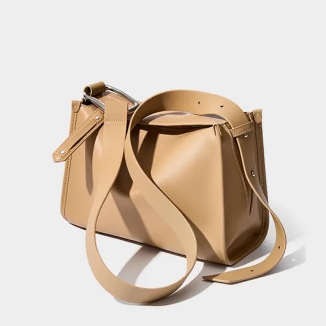 【高雅女士】雙11 沉穩知性柔軟真皮革斜背包(極簡 斜背包 側背包 單肩包 小包 通勤包 生日禮物)