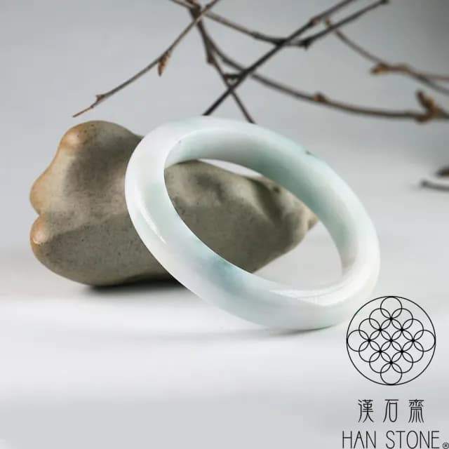 【漢石齋】情人節禮物 天然翡翠A貨 手鐲玉鐲 飄花種帶黃翡 福 利 品(手圍17.7/版寬11.8mm)
