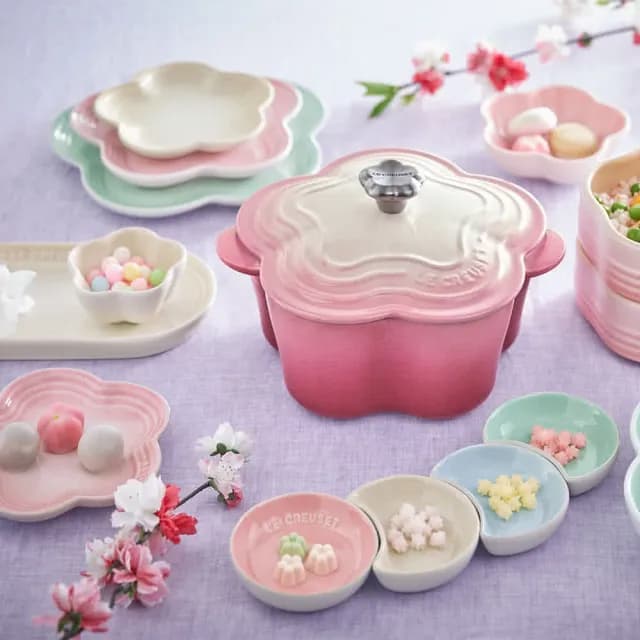 【Le Creuset】瓷器花型盤 19 cm(藍鈴紫/無花果/水手藍/海洋之花 4色選1)