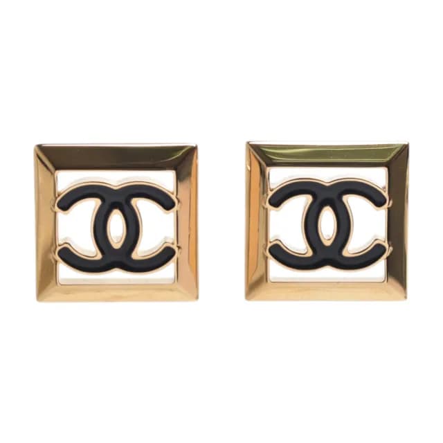 【CHANEL 香奈兒】經典方形黑字雙C LOGO 針式耳環(黑/金ABD872-BLK-OR)