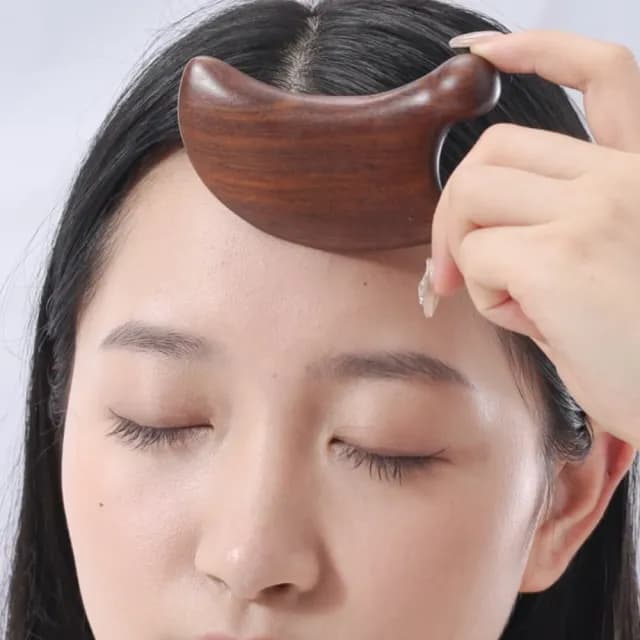 【居家放鬆】天然檀木SPA小蝸牛按摩梳(按摩器 臉部 刮鼻 頭皮按摩 禮物 舒壓 長輩 眼部 全身 加厚 肩頸)