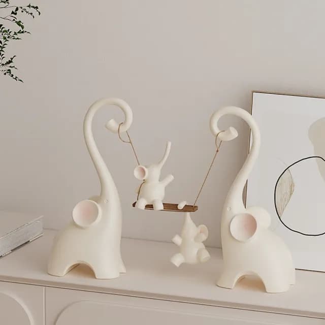 【超微米】壹家四口秋千大象桌面擺件 奶油風客廳玄關電視酒櫃擺件 新家喬遷禮物裝飾品(桌面擺件  如意吉象)